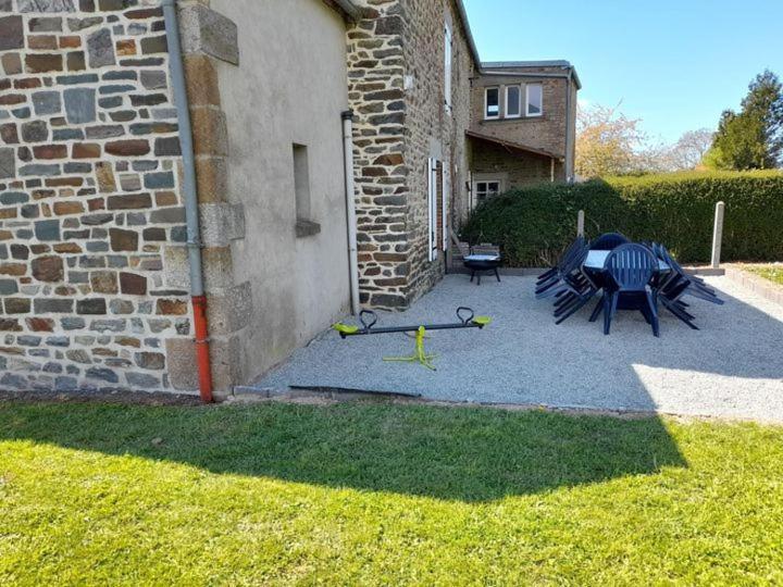 Le Bien Etre Aux Forges Villa Céaux Exteriör bild